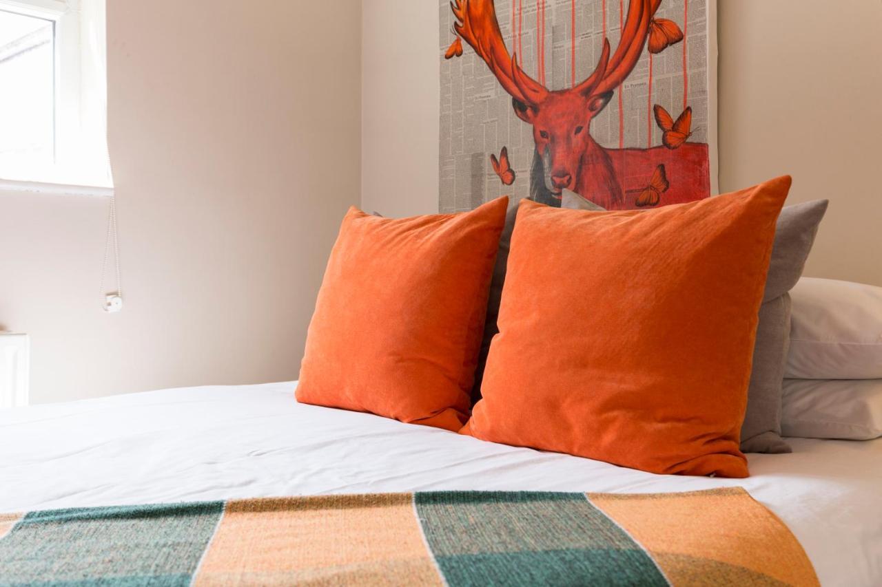 Modernised Apartments 1 And 2 Bedrooms Option Terrace And Balcony High Street London Exteriör bild
