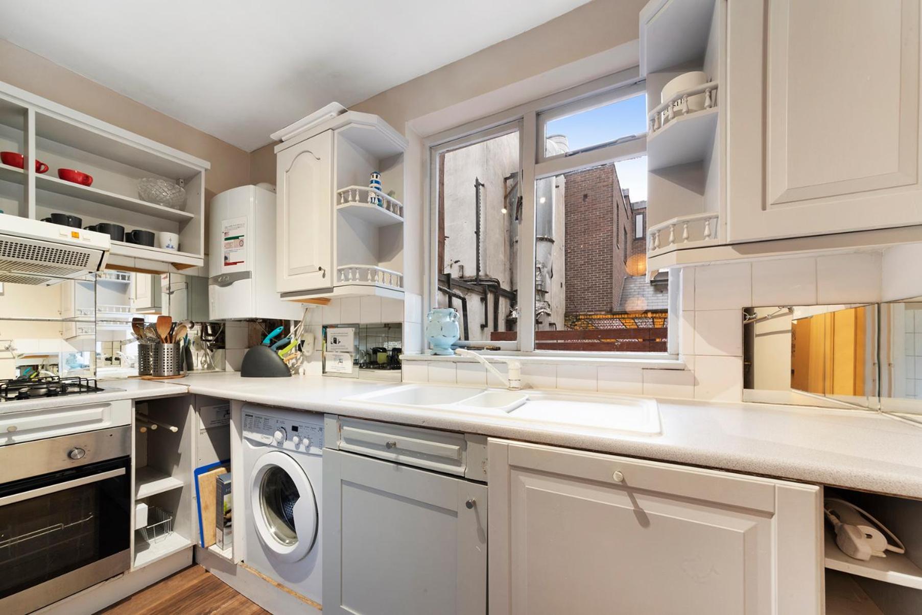 Modernised Apartments 1 And 2 Bedrooms Option Terrace And Balcony High Street London Exteriör bild