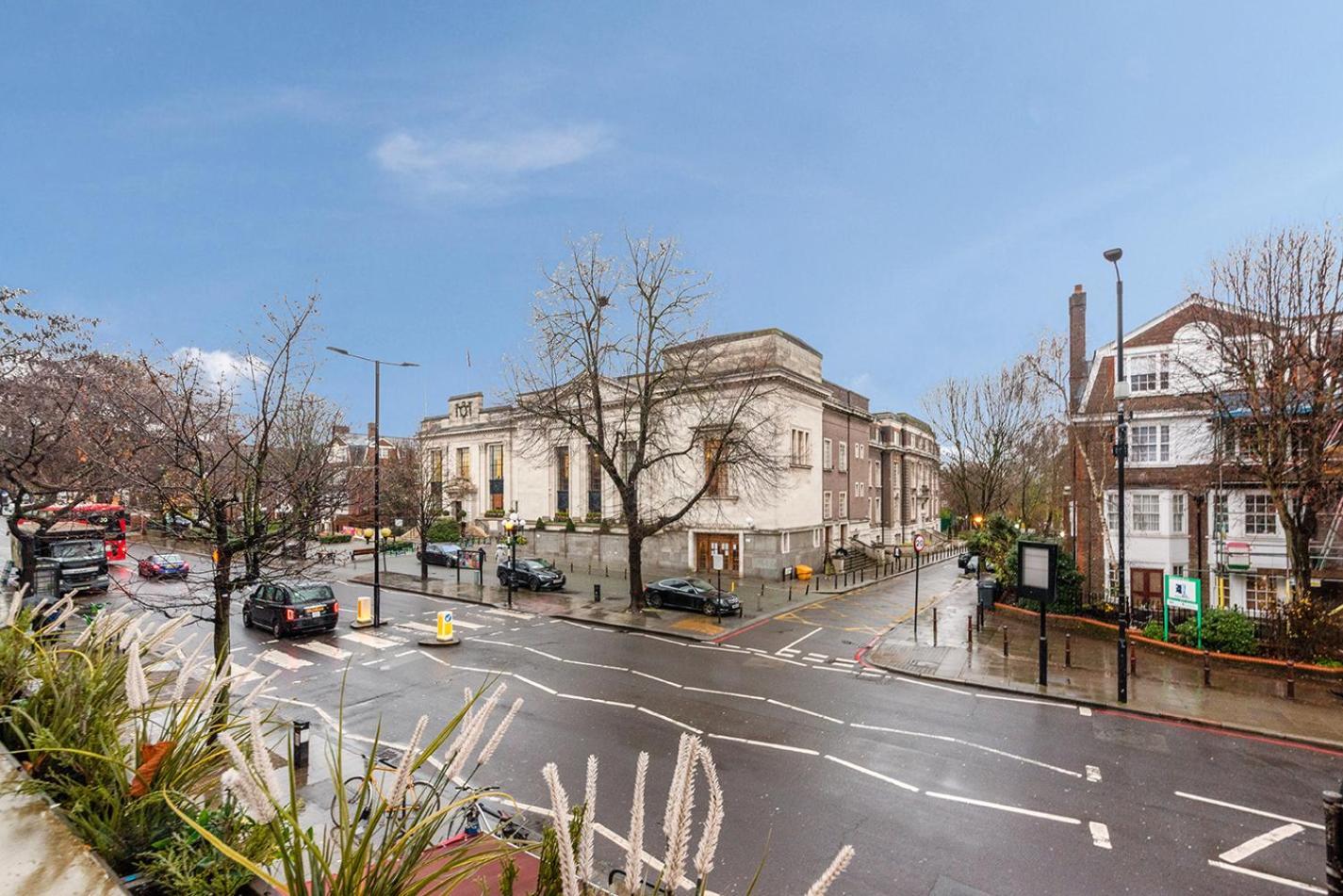 Modernised Apartments 1 And 2 Bedrooms Option Terrace And Balcony High Street London Exteriör bild
