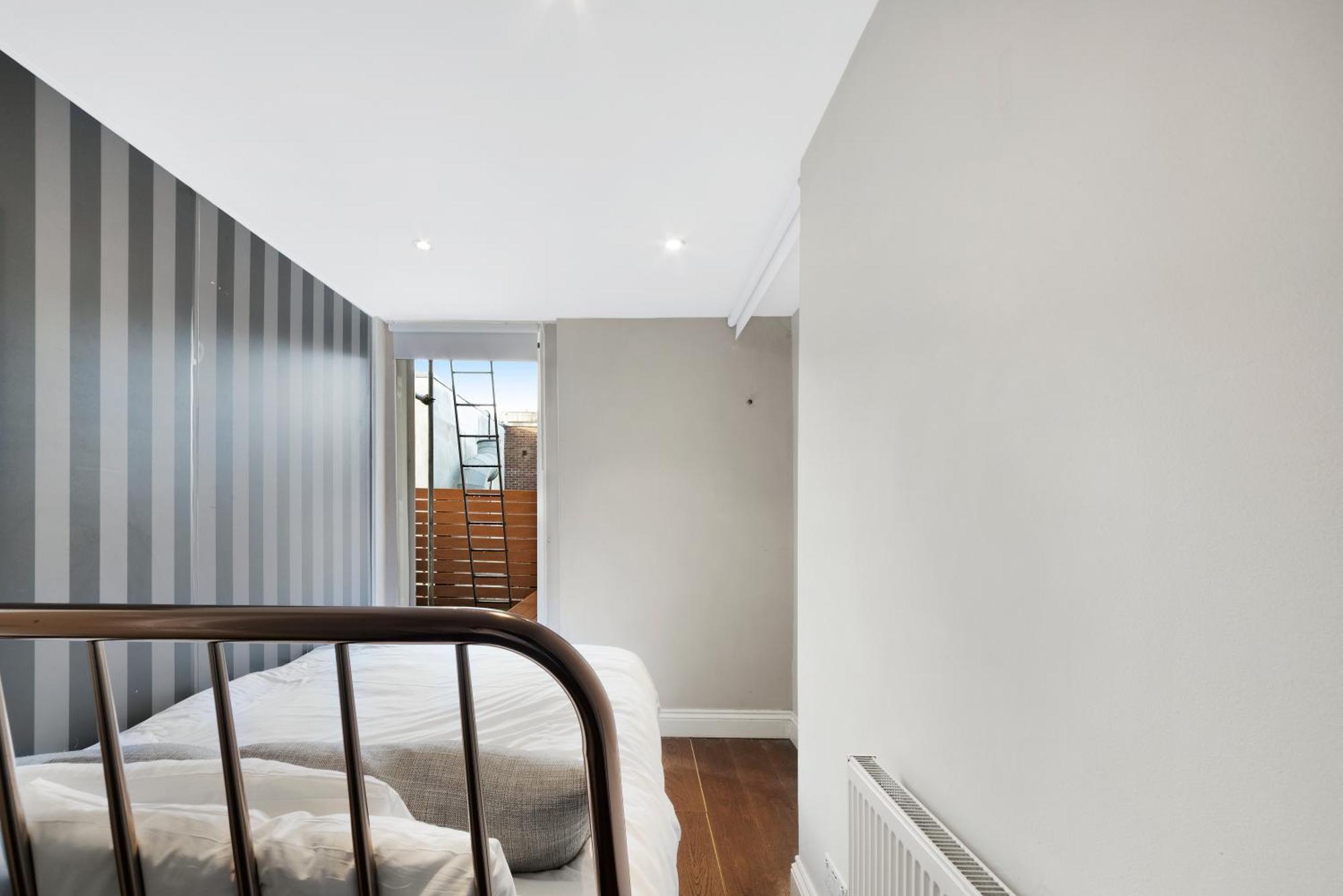 Modernised Apartments 1 And 2 Bedrooms Option Terrace And Balcony High Street London Exteriör bild