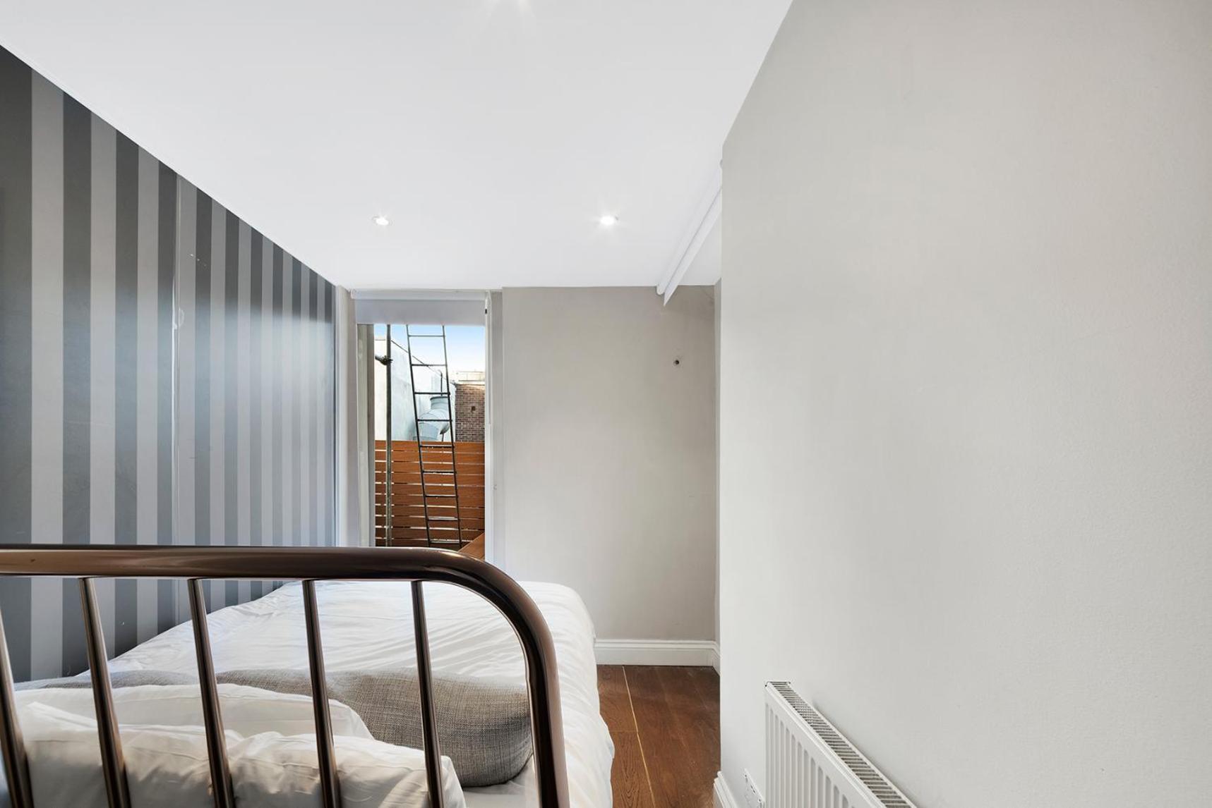 Modernised Apartments 1 And 2 Bedrooms Option Terrace And Balcony High Street London Exteriör bild