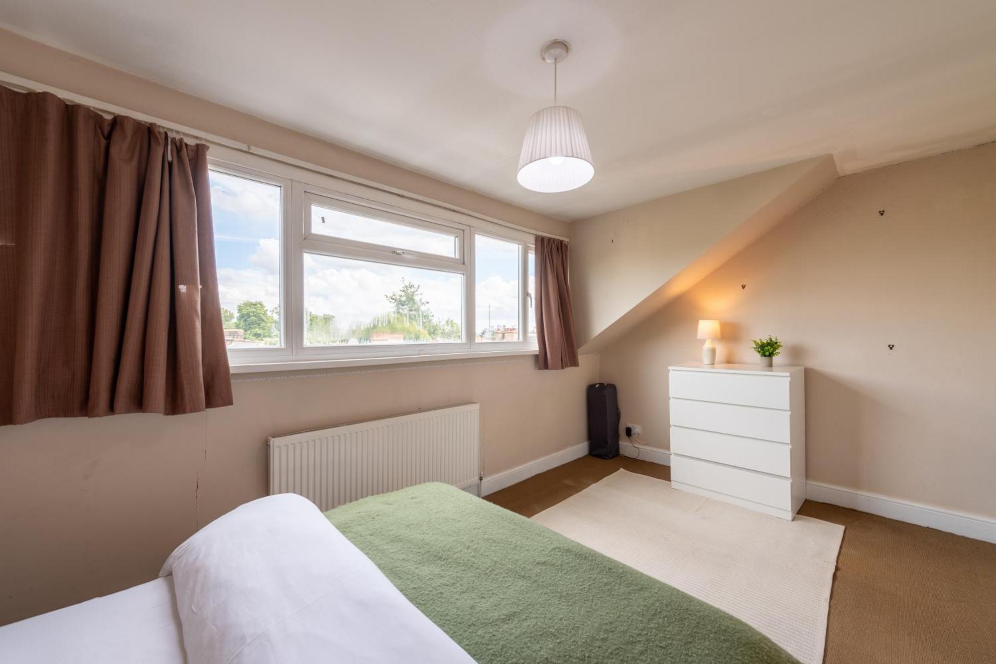 Modernised Apartments 1 And 2 Bedrooms Option Terrace And Balcony High Street London Exteriör bild