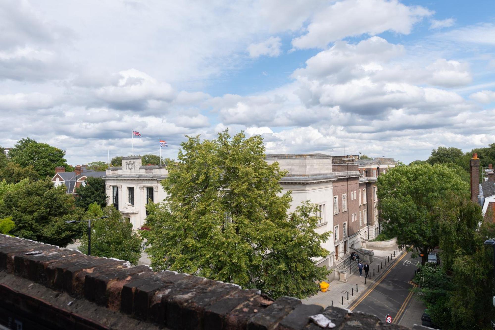 Modernised Apartments 1 And 2 Bedrooms Option Terrace And Balcony High Street London Exteriör bild