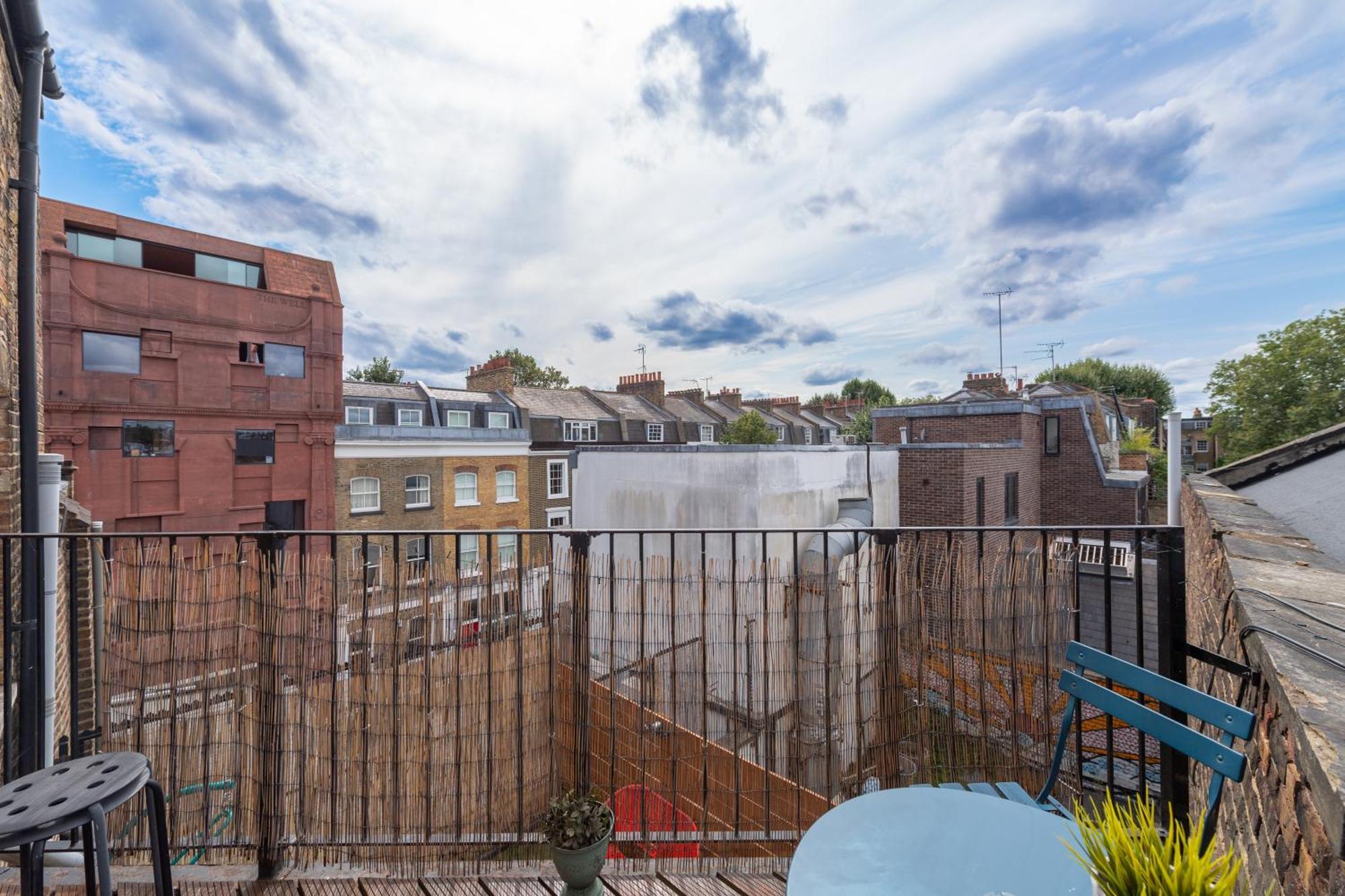 Modernised Apartments 1 And 2 Bedrooms Option Terrace And Balcony High Street London Exteriör bild